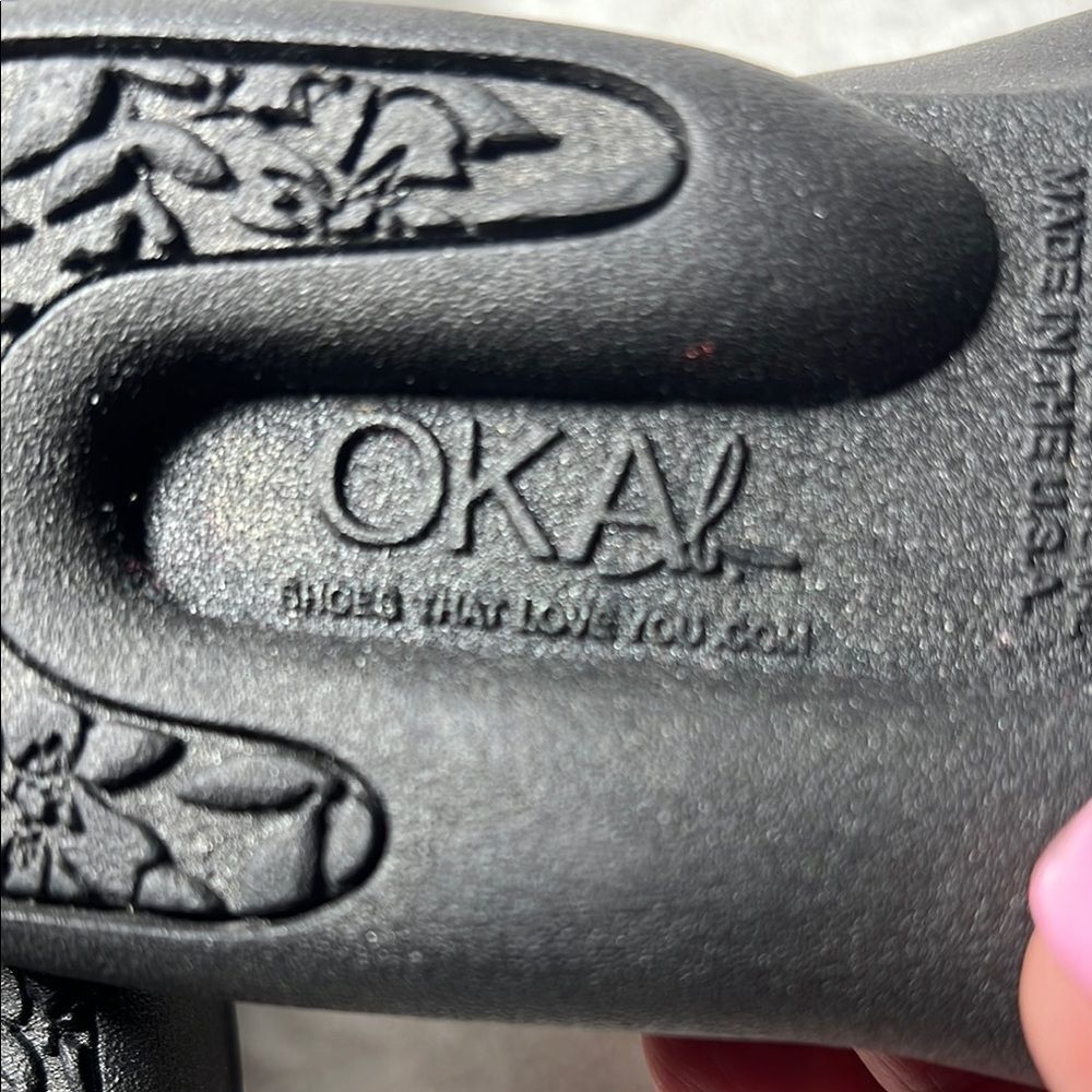 OKA b. Black Women's Sandals - Picture 7 of 8